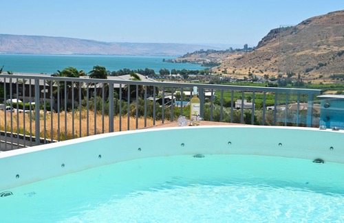Migdal Apartment | Nino Magdala - 2Bdrm Siute/5