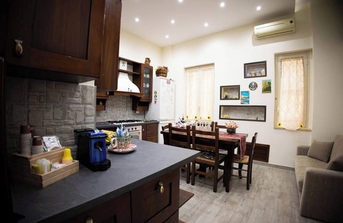 Borgo Vecchio Apartment | Ninohouse discover Palermo at home