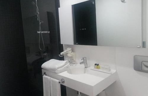 Lara Resort | Nirvana Cosmopolitan Hotel - Convention & Sports Center