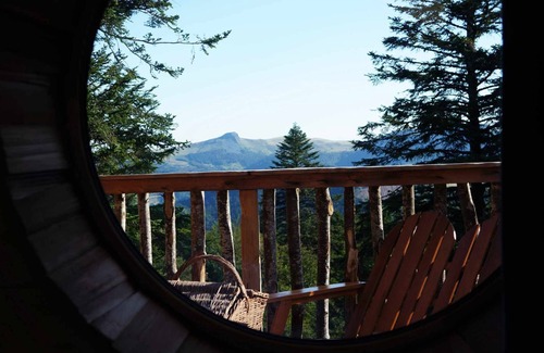 La Tour-dʼAuvergne Cabin | Nis de Bisou tree house