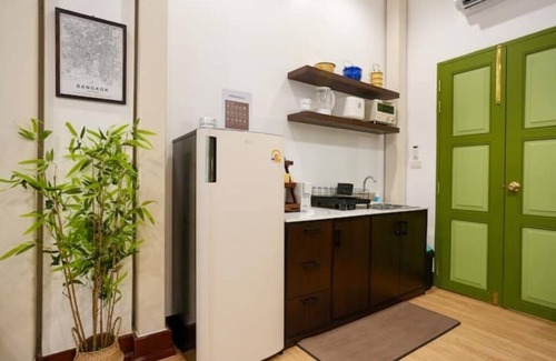 Chakkrawat House | Nivas Wanit 2 BR+1 SFB Yaowarat/MRT/Entire house 80 m²