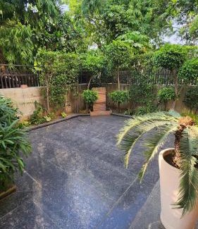 DLF Phase 3 Villa | Nivasa Villa - 5 BHK Triplex House Near Cyberhub