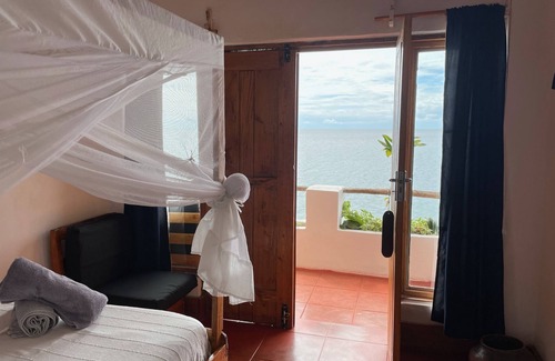 Yadinga Cabin | Njaya Lodge