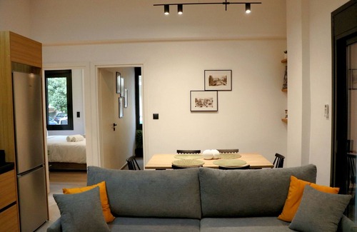 Ano Patisia Apartment | No 2 - Theo Apartment two bedrooms ground floor