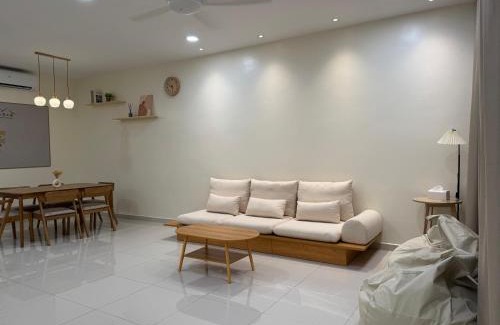 Pangkor Island House | No 8 Homestay