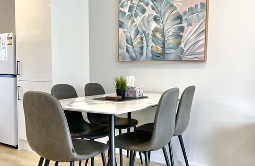 Payneham South Condo | No stairs, Payneham South cosy 2BR unit 1. Linen hire inc. + Aircon throughout!
