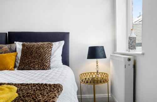 Sandbach House | No24Sandbach - Exclusive House - Pet Friendly
