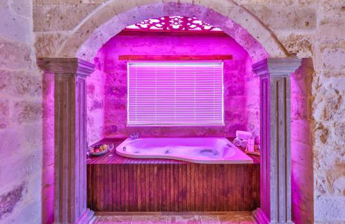 Uchisar Bed & Breakfast | Noble Crown Stone House Cappadocia