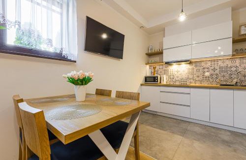 Polanczyk House | Noclegi Biały Bór Widok na góry i Zalew Soliński 530-487-636