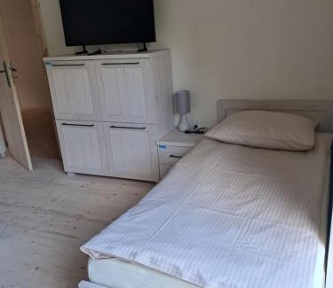 Lochowo House | Noclegi Pod Dębem, Pulandia Brzózki