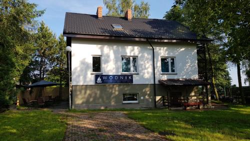 Przybrodzin House | Noclegi Wodnik