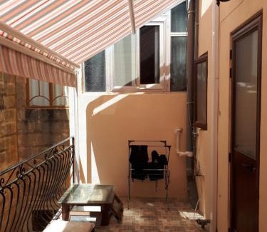 Paola House | Nocturne Family House