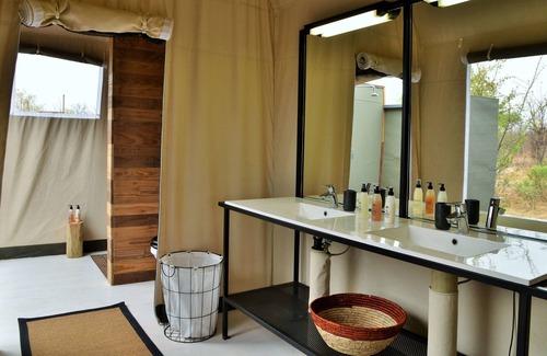 Chobe National Park Other | Nogatsaa Pans Lodge