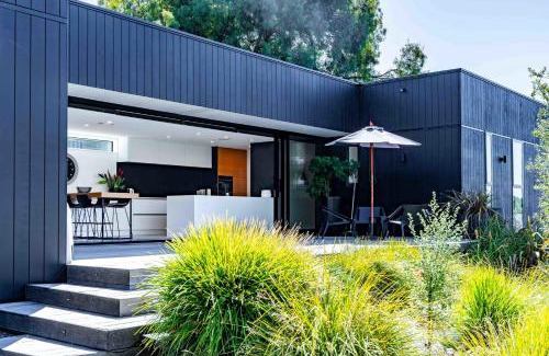 Wanaka House | Noir North Retreat