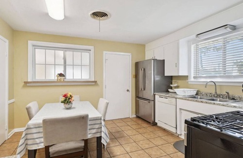 Metairie House | NOLA (3Bd) safe hub!
