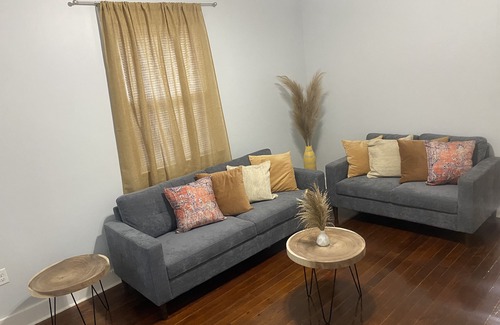 McDonough House | NOLA Oasis (0.9 miles from Algiers Ferry to Downtown Canal Street)