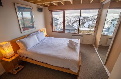 Hotham Heights Ski Chalet | Nolyski