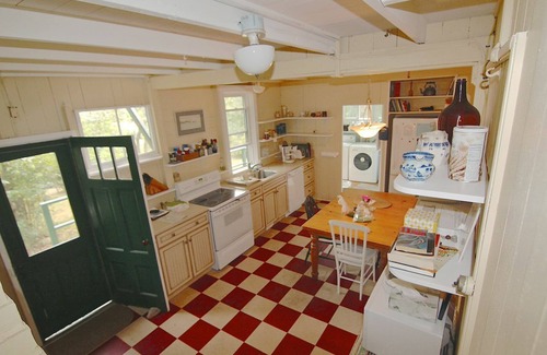 Nonquitt Cottage | Nonquitt Cottage: Beaches, Golf, Tennis, 5 BR