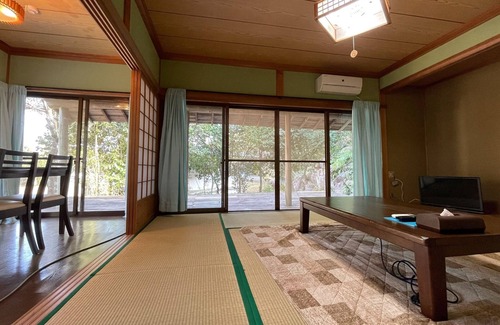 Hata-gun House | Nonsmoking Japanesestyle detached house surrounded by virgin forest Building 2 /Shimanto Kōchi