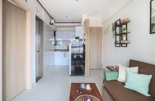 Mumbai Apartment | Nook&Co - Khar East 802