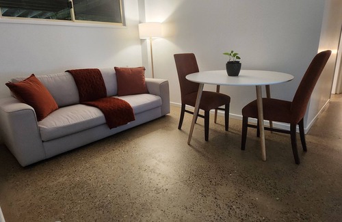 Verrierdale Apartment | Noosa hinterland guest house in Verrierdale 🏠