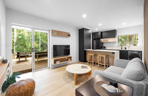 Doonan Cabin | Noosa Hinterland Retreat