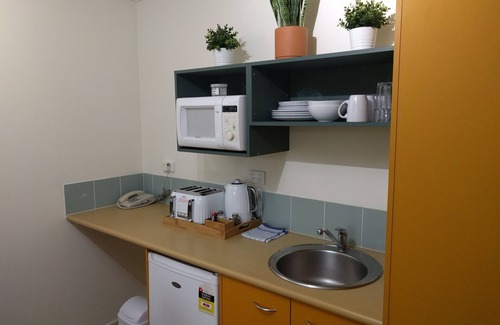Tewantin House | Noosa Holiday Accommodation.