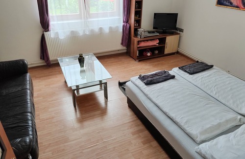 Zamardi Bed & Breakfast | Nora Guesthouse Bed and Breakfast