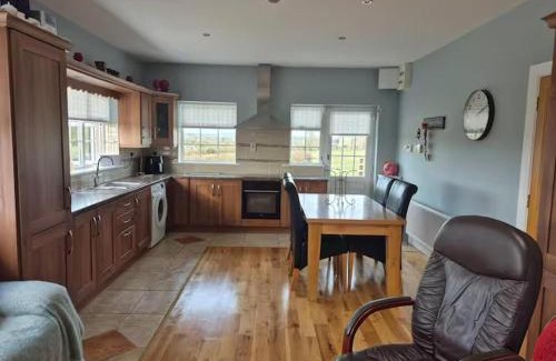 Mullagh House | Nora's Cottage Mullagh Kells - Sleeps 5