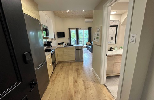 Mont-Tremblant Village Apartment | Nordic Fristad - Close to the lake and the ski mountain!