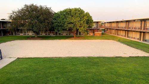 Norfolk Hotel | Norfolk Country Inn and Suites
