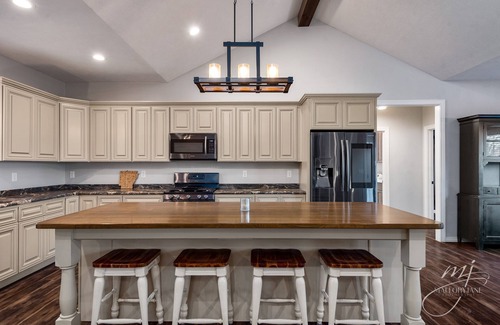 Calico Rock House | Norfork Lake: Family Retreat