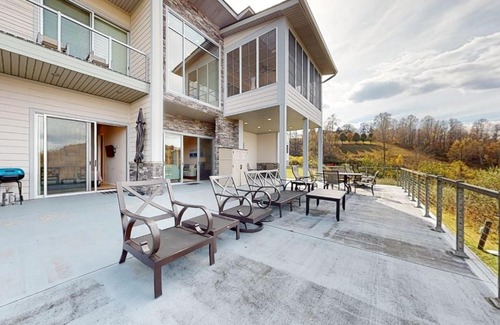 Andersonville House | Norris Lake Luxury