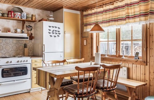 Vidsel House | Norrskensstugan by Interhome