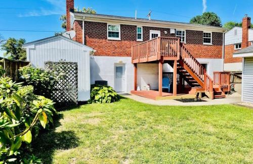 North Bethesda House | North Bethesda Gem - Entire House 5 min from Metro