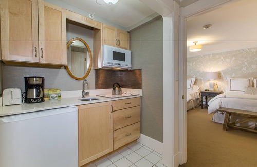 Concord Bed & Breakfast | North Bridge Inn