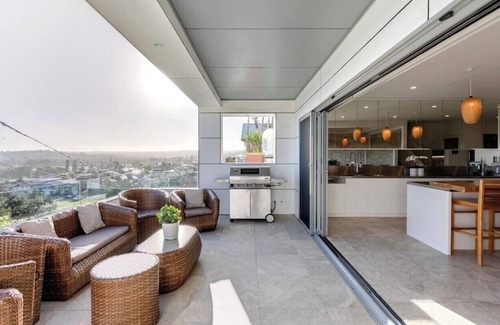 North Curl Curl House | North Curl Curl Views