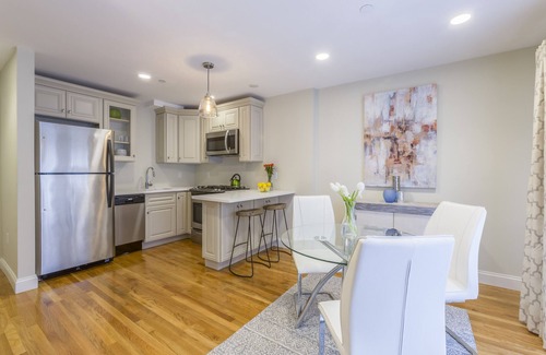 North End Condo | North End, Luxury Condo apartment - dw
