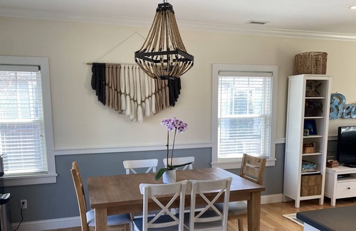 South Jamesport House | North Fork Long Island Retreat Home with Guest Cottage