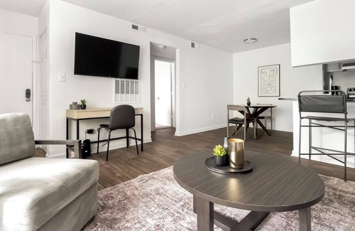 Winston - Salem Apartment | NorthcliffeForest 1BD 2