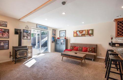 White Salmon House | Northern Daylights