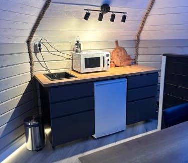 Jukkasjarvi Ski Chalet | Northernlight cabin 2