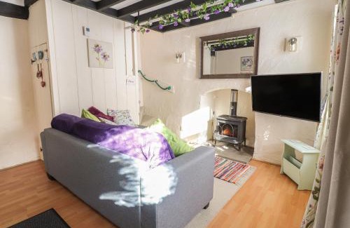 Holywell House | Northgate Cottage