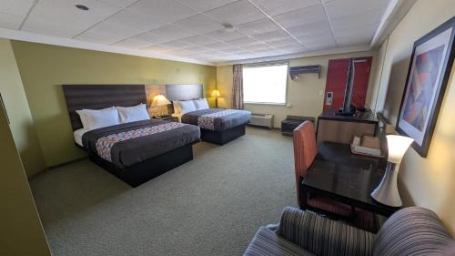 Chelmsford Hotel | Northland Motel