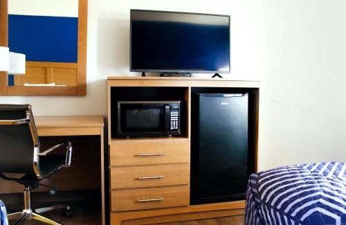 Park Forest Village Hotel | Northland Motel State College