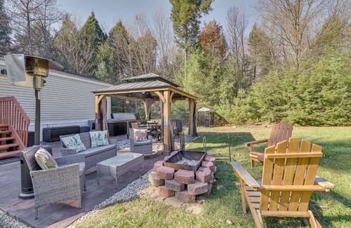Northville House | Northville Cabin with Fire Pit, 4 Mi to Boat Ramp!