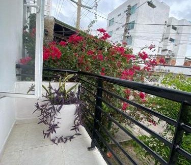 El Bosque Apartment | Northwest Hostings 4