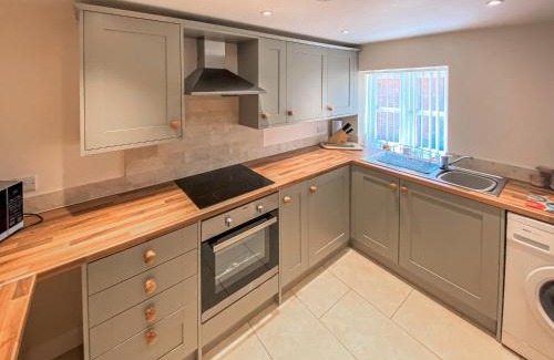 Wollerton House | Northwood Farm Cottage