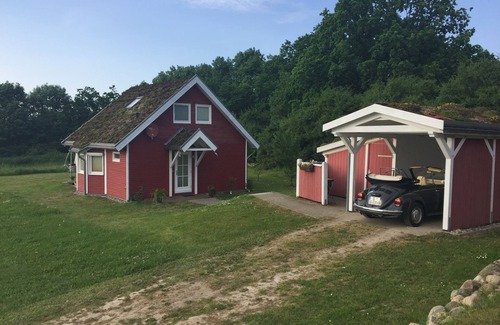 Gross Nemerow House | Norwegian lake house next to nature reserve