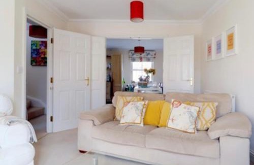 Norwich House | Norwich City Large Modern Home